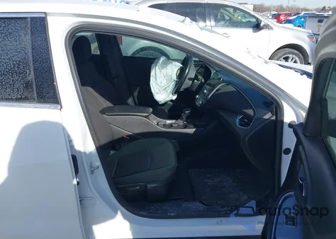 2021 Chevrolet Malibu Fwd Rs z USA, uszkodzony, nr VIN 1G1ZG5ST4MF055599